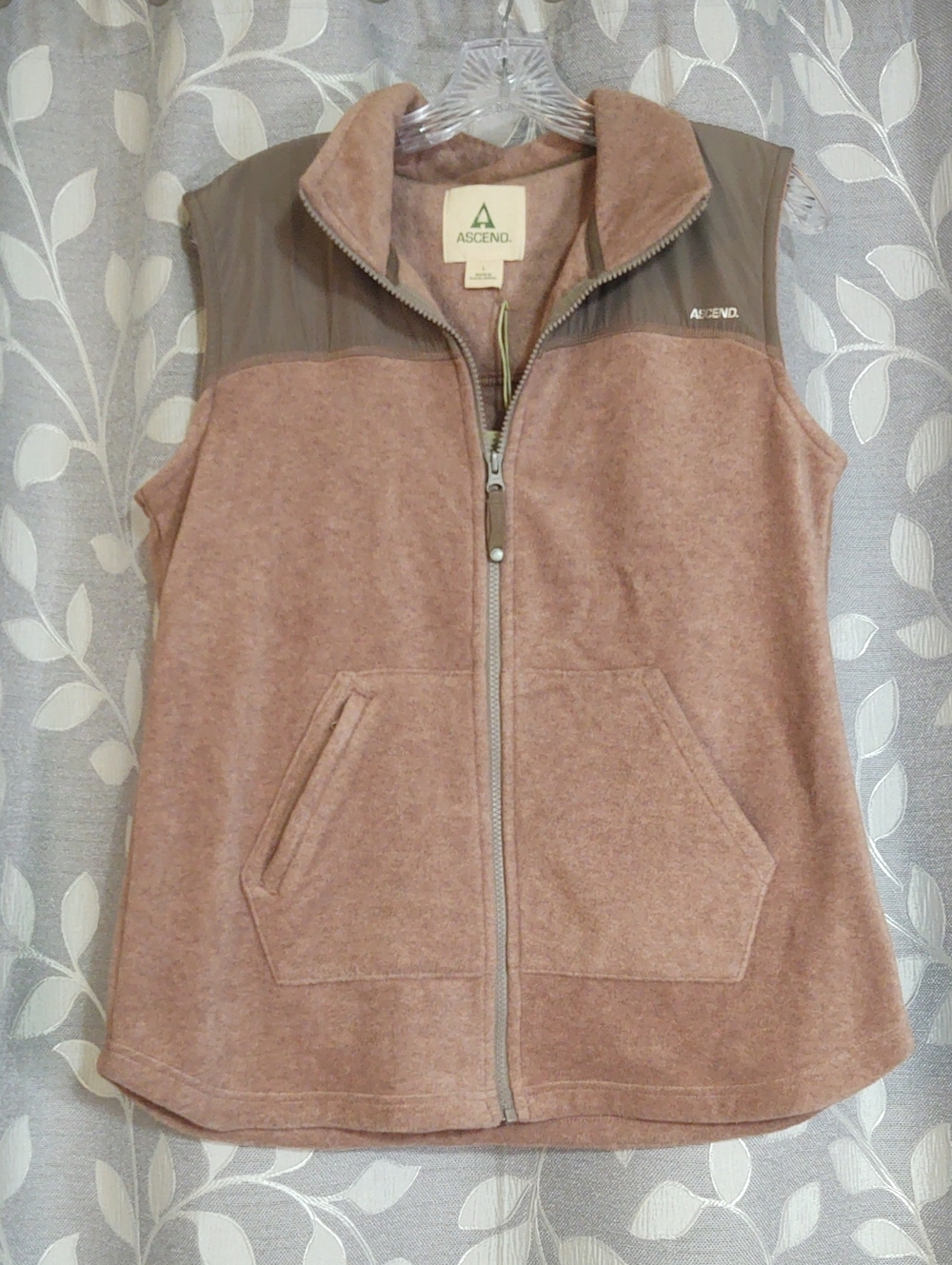 Ascend Women's Mauve Brown Zippered Fleece Vest size L